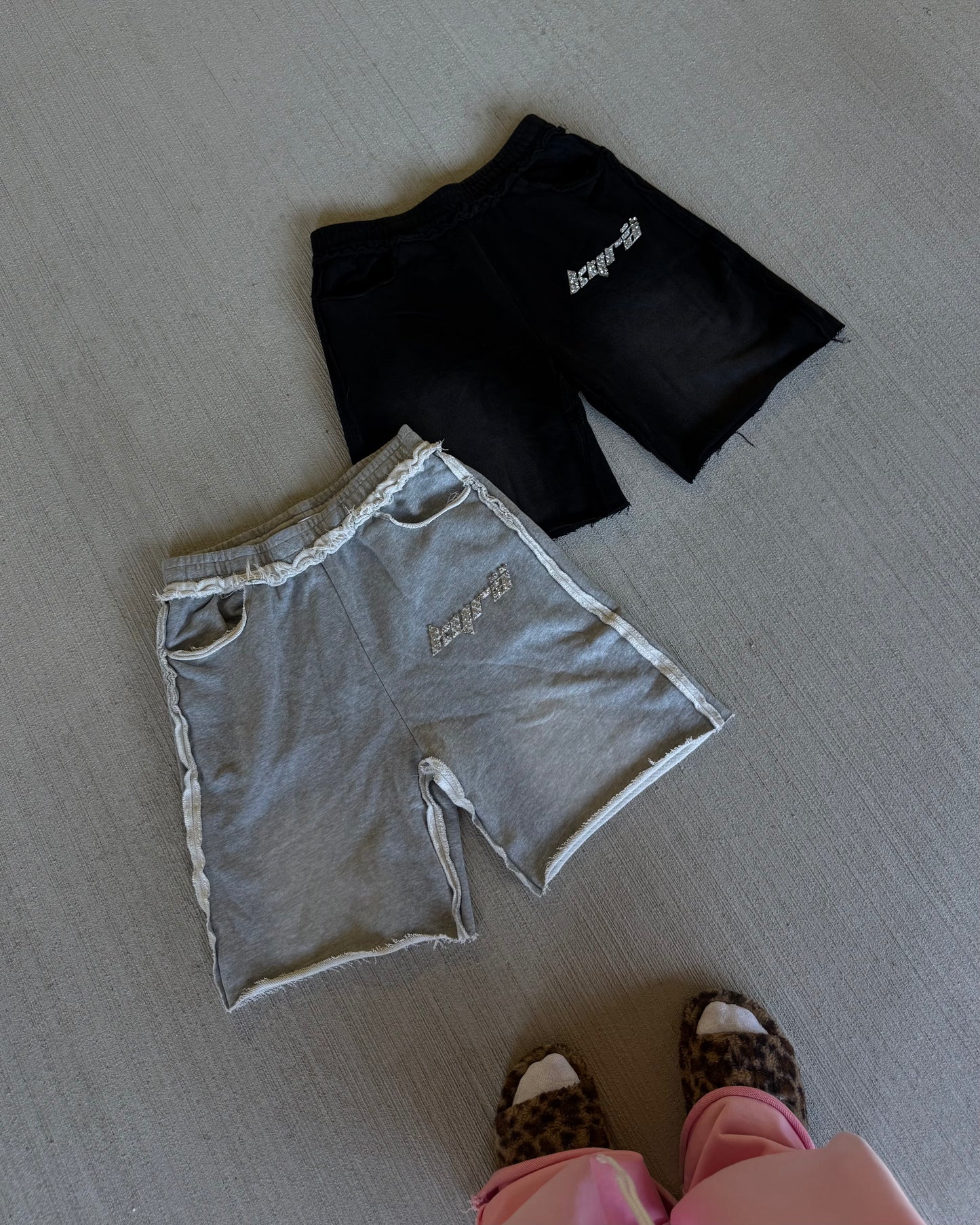 DIAMOND SHORTS (BLACK)