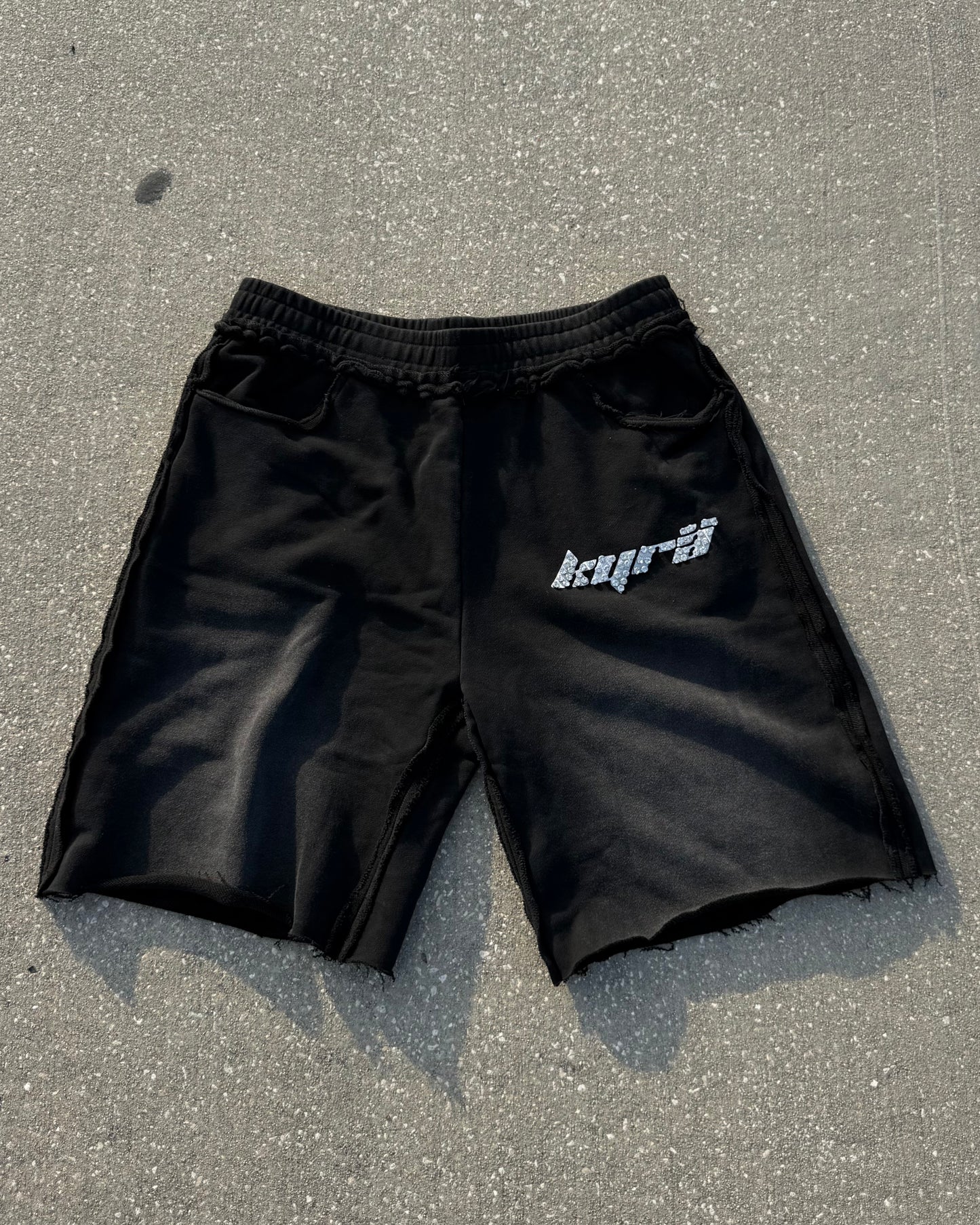 DIAMOND SHORTS (BLACK)