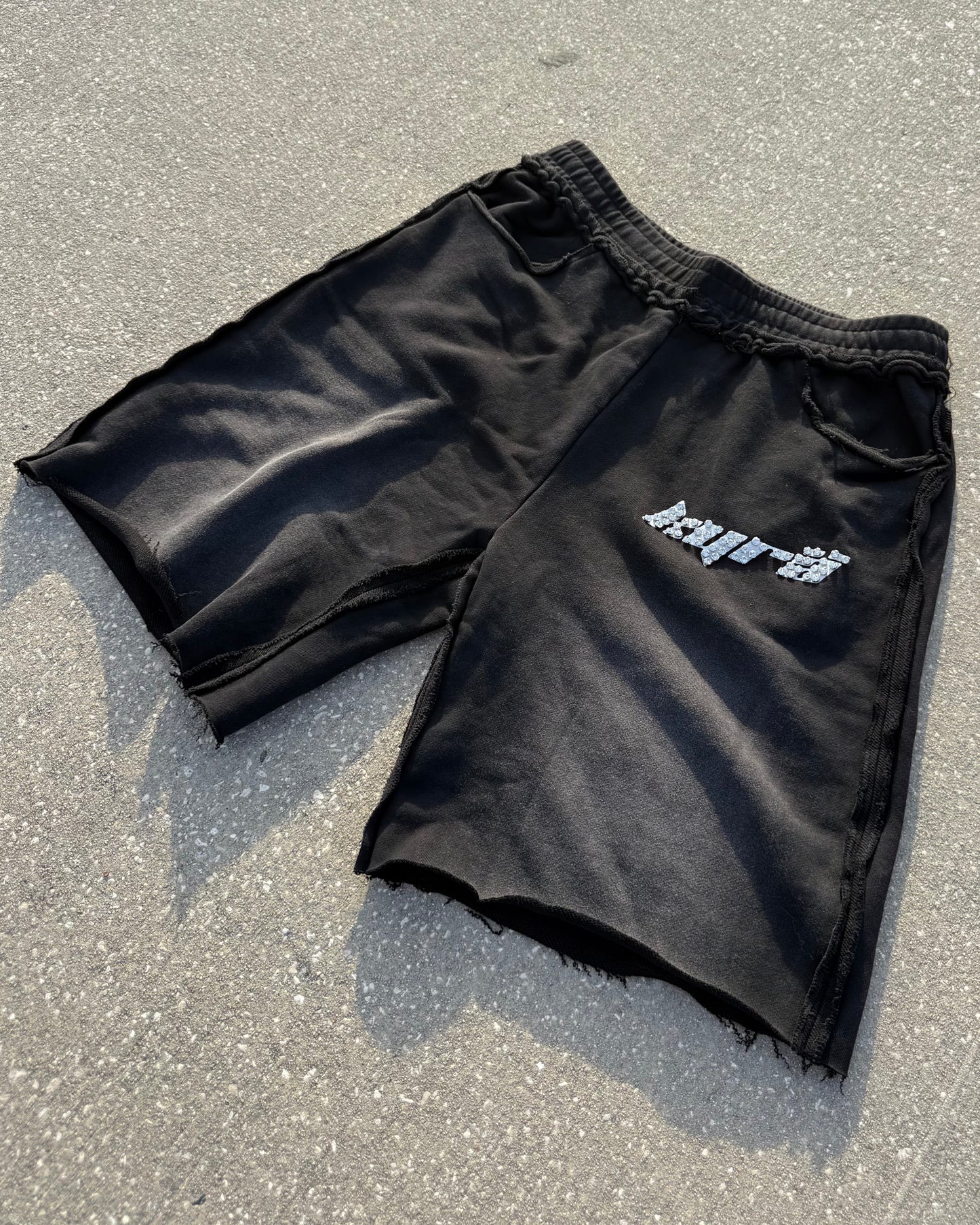 DIAMOND SHORTS (BLACK)
